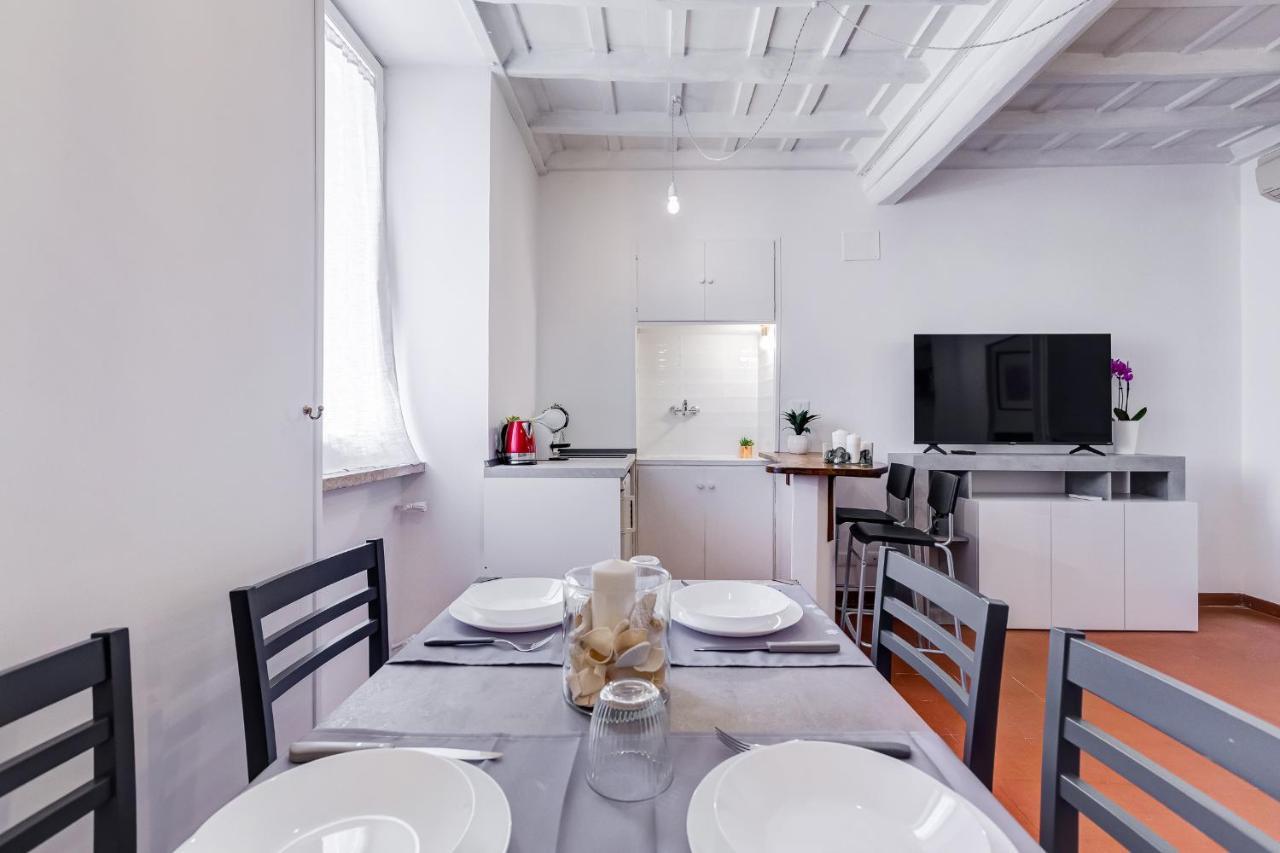 Pigna Suite โรม ภายนอก รูปภาพ